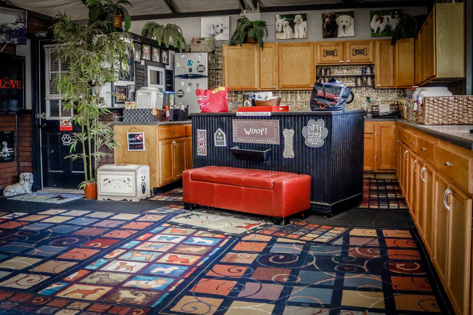 The Lodge Bones Bed, Bath & Biscuits Ballground, GA